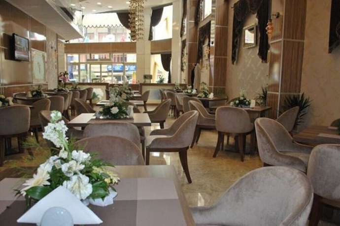 Imagen del bar/restaurante del Perama Hotel. Foto 4