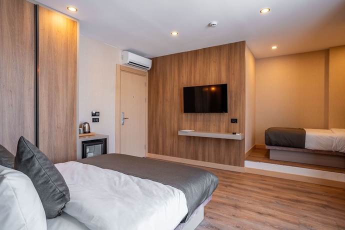 Imagen de la habitación del Perast City Hotel. Foto 7