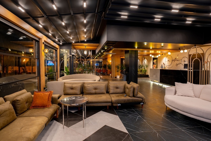 Imagen de los interiores del Perast City Hotel. Foto 13