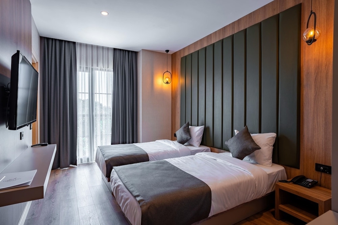 Imagen de la habitación del Perast City Hotel. Foto 11