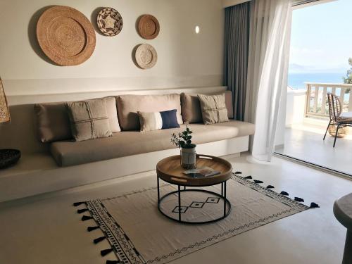 Imagen de la habitación del Perios Beach House - Adults Only. Foto 19