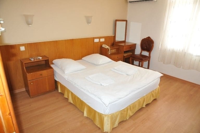 Imagen de la habitación del Perlo Hotel City. Foto 5