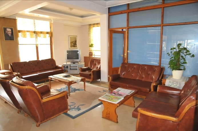 Imagen de los interiores del Perlo Hotel City. Foto 12