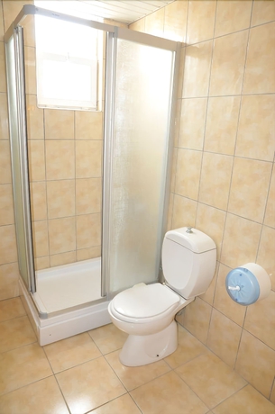 Imagen de la habitación del Perlo Hotel City. Foto 8