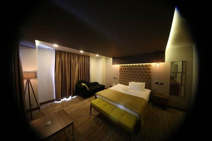 Imagen de la habitación del Peronti Hotel. Foto 16