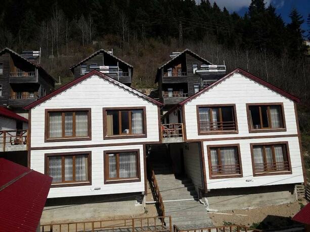 Imagen general del Pervanoglu Dinlenme Tesisi Motel. Foto 1