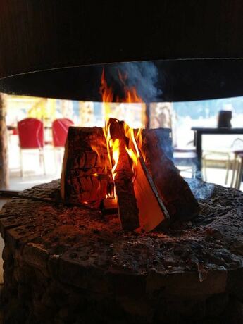 Imagen general del Pervanoglu Dinlenme Tesisi Motel. Foto 3