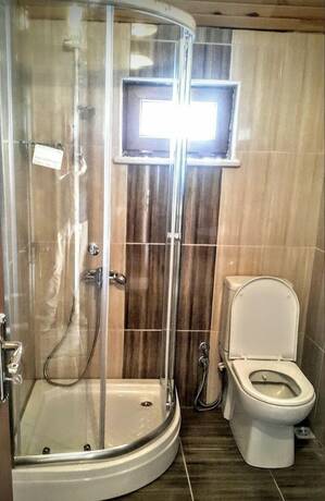 Imagen general del Pervanoglu Dinlenme Tesisi Motel. Foto 12