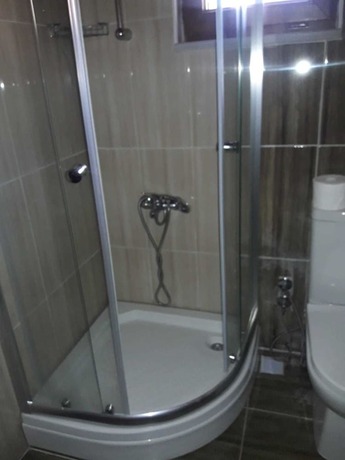 Imagen general del Pervanoglu Dinlenme Tesisi Motel. Foto 14