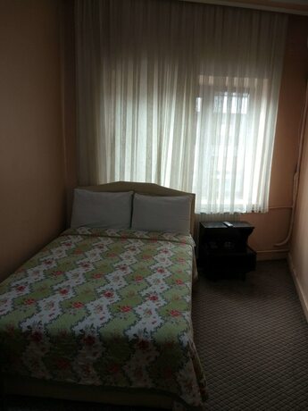 Imagen de la habitación del Petek Otel. Foto 7
