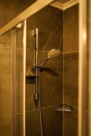 Imagen de la habitación del Petra Hotel Tuzla. Foto 12