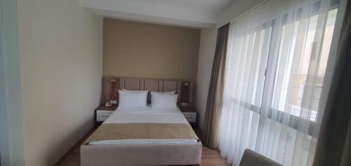 Imagen de la habitación del Petra Port Hotel. Foto 19