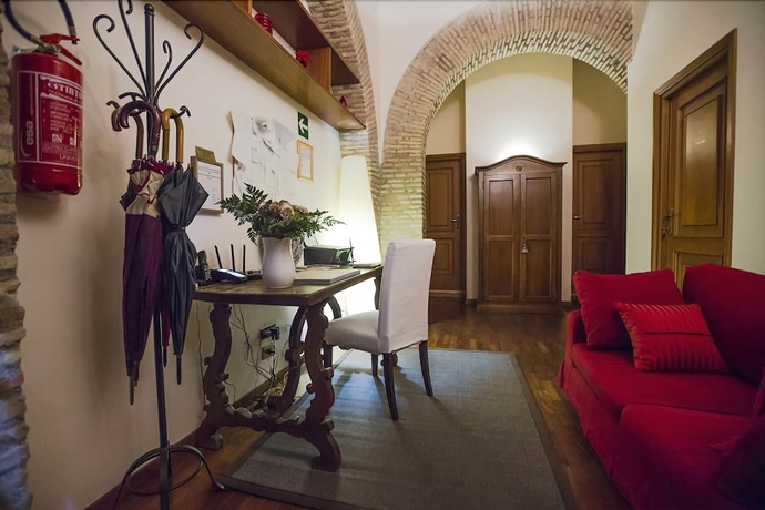 Imagen de los interiores del Pettinary Village. Foto 18