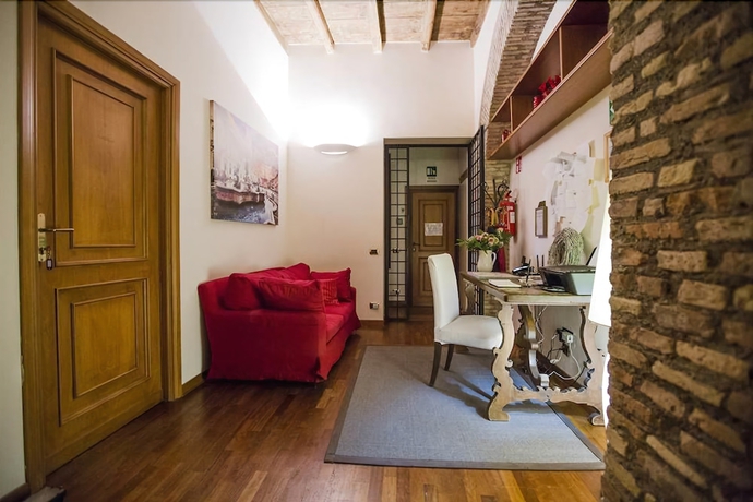 Imagen de los interiores del Pettinary Village. Foto 19