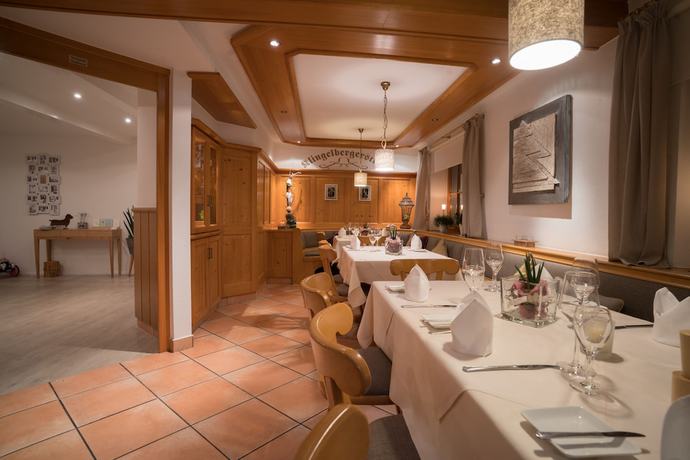 Imagen del bar/restaurante del Pflugwirts Hotel und Gasthaus. Foto 4