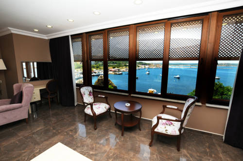 Imagen de la habitación del Phellos Suites, Sile. Foto 4