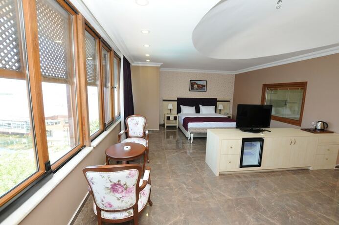 Imagen de la habitación del Phellos Suites, Sile. Foto 15
