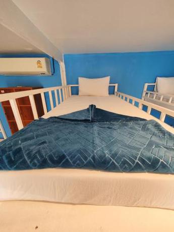 Imagen de la habitación del Phi Phi Ocean Club. Foto 19