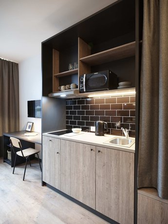 Imagen de la habitación del Phnx Aparthotel Hamburg. Foto 14