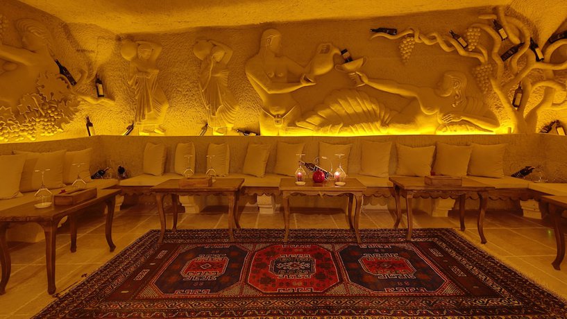 Imagen del bar/restaurante del Phocas Cave Suites - Special Class. Foto 2