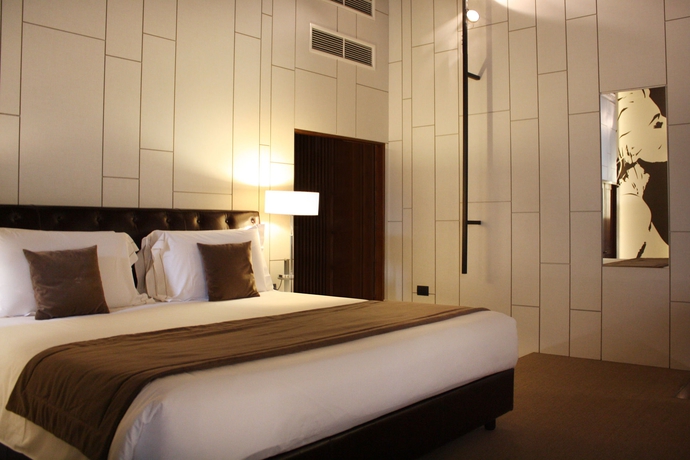 Imagen de la habitación del Piazza Del Gesù Luxury Suites. Foto 8