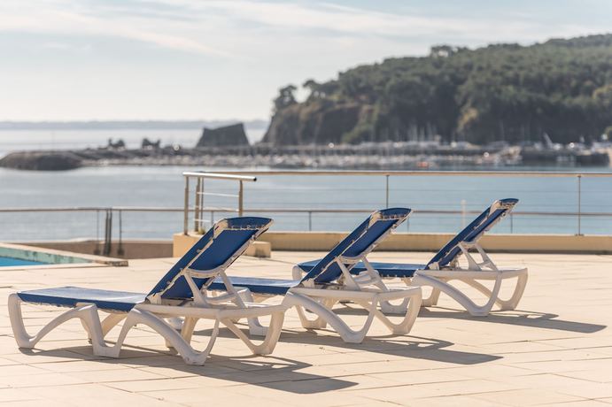 Imagen de la piscina del Pierre And Vacances R&eacute;sidence Cap Morgat. Foto 17