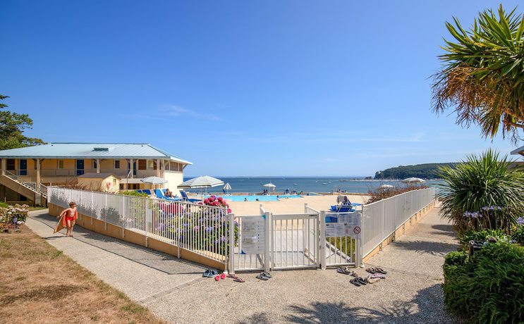 Imagen de la piscina del Pierre And Vacances R&eacute;sidence Cap Morgat. Foto 19