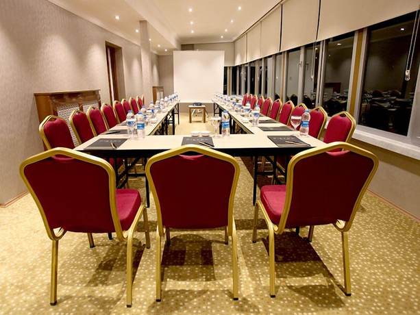 Imagen de los interiores del Pietra Hotel. Foto 17