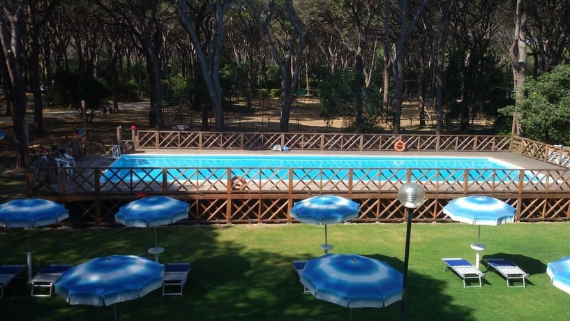 Imagen de la piscina del Pigna Felice - Glamping. Foto 16