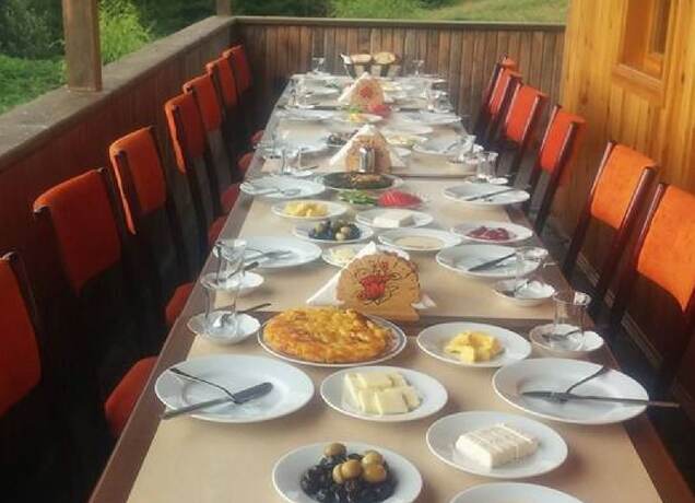 Imagen general del Pilav Dagi Yavuzyilmaz Tesisleri. Foto 5