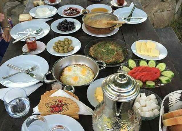 Imagen general del Pilav Dagi Yavuzyilmaz Tesisleri. Foto 9