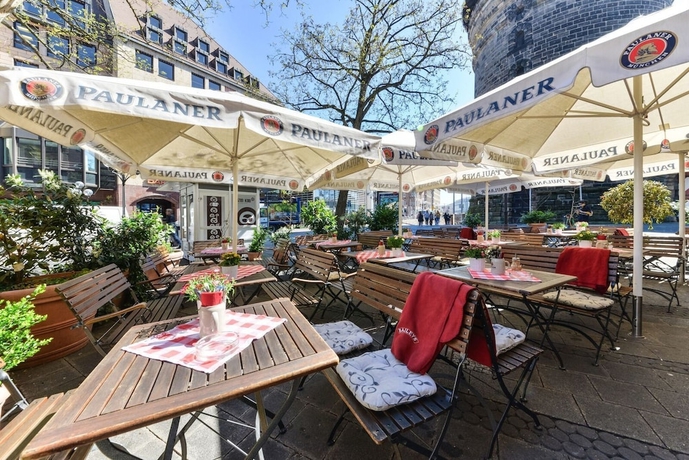 Imagen del bar/restaurante del Pillhofer Hotel. Foto 4