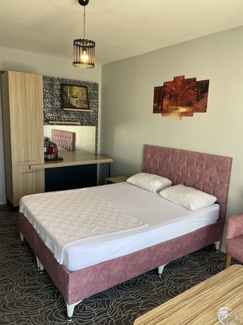Imagen de la habitación del Pin Suites. Foto 16