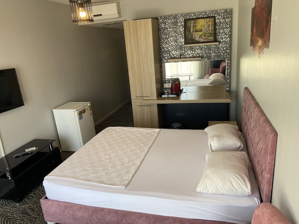 Imagen de la habitación del Pin Suites. Foto 17