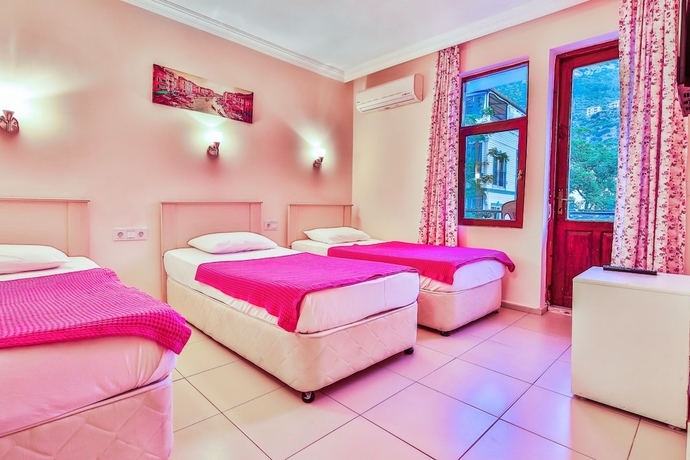 Imagen de la habitación del Pinar Pansiyon. Foto 11