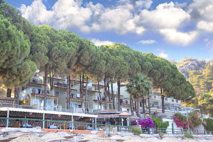 Imagen general del Pine Beach Boutique Hotel. Foto 1