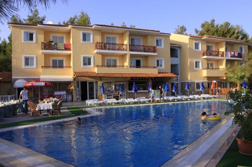 Imagen general del Pine Club Boutique & Villa Hotel. Foto 18