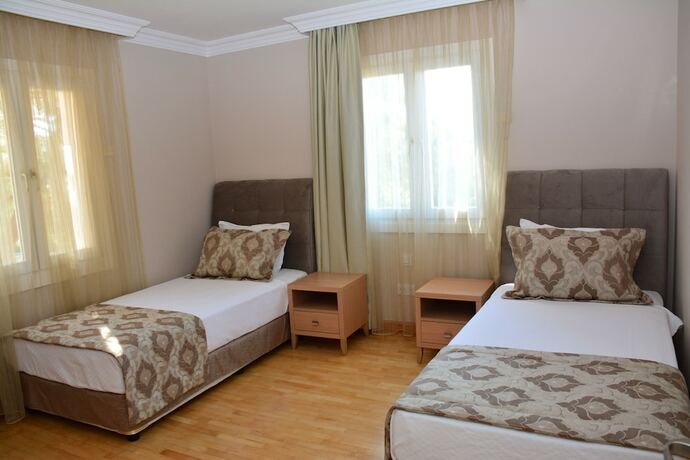 Imagen general del Pine Villas And Apartments Kusadasi. Foto 3