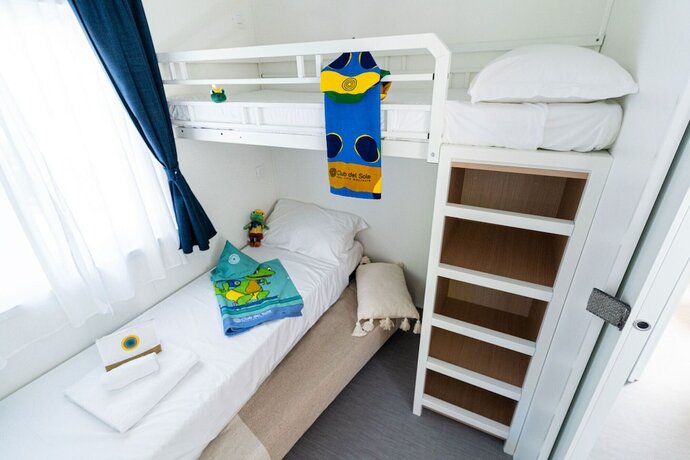 Imagen de la habitación del Pineta Beach Village. Foto 12
