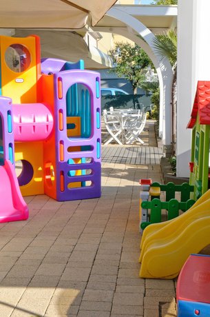 Imagen de los exteriores del Pinetina Mare Baby Family. Foto 11