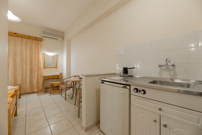 Imagen de la habitación del Pink Panther Studios and Apartments. Foto 6