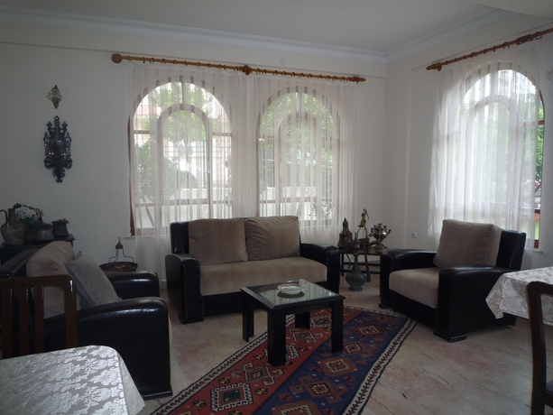 Imagen de los interiores del Pinus Otel. Foto 16
