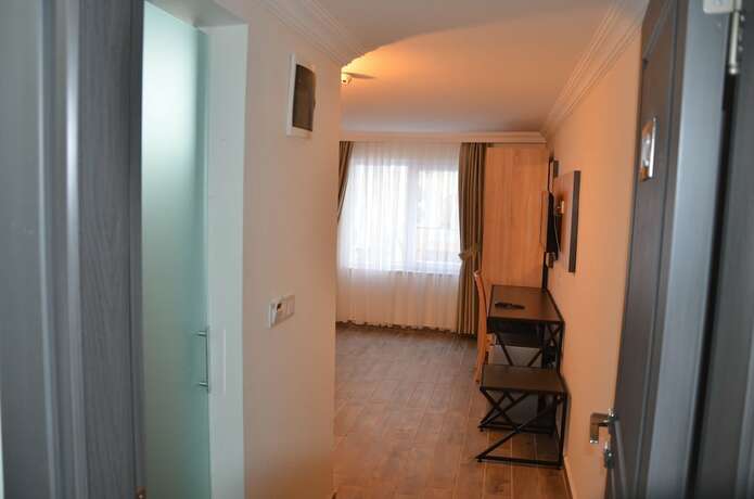 Imagen de la habitación del Piyes Otel. Foto 11