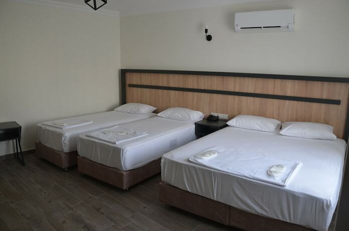 Imagen de la habitación del Piyes Otel. Foto 20