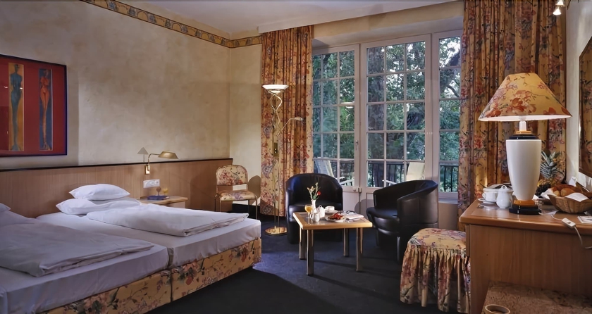 Imagen de la habitación del Pk Parkhotel Kurhaus. Foto 13