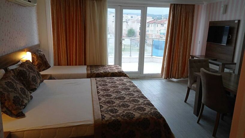 Imagen de la habitación del Plaj Otel. Foto 17