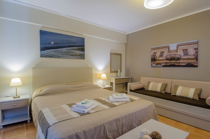 Imagen de la habitación del Plaka Studios. Foto 3