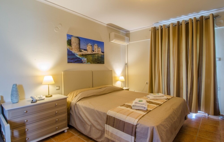 Imagen de la habitación del Plaka Studios. Foto 11