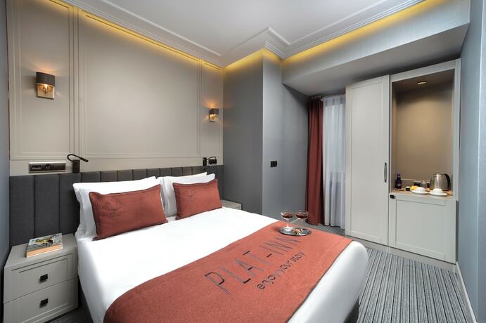 Imagen de la habitación del Plat Inn Hotel Taksim. Foto 11