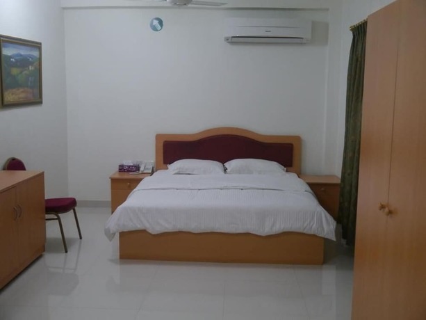 Imagen de la habitación del Plaza Hotel, Al Hamriyah. Foto 16